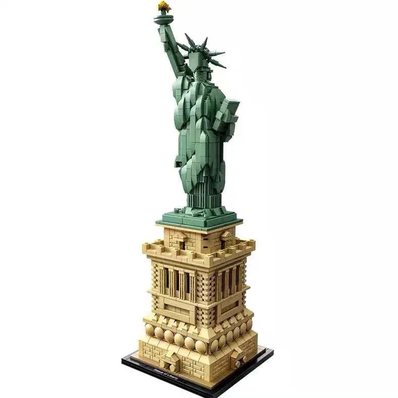 2025 NEW 1685 Pcs Architecture Statue of Liberty Large Collection Building Set Model Gift for Kids and Adults Compatible 21042
