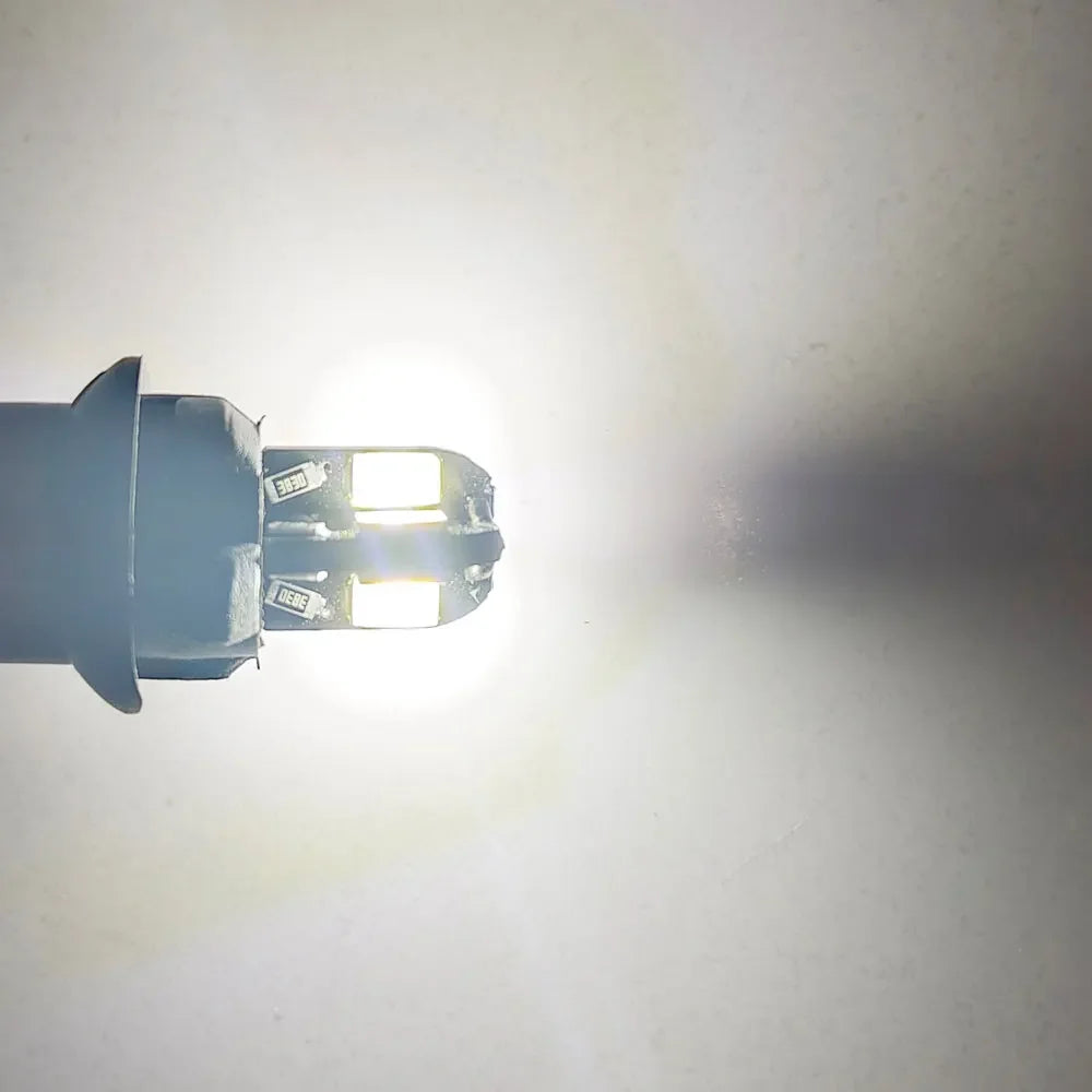 20PCS led Car Interior Bulb T10 White 5730 8SMD LED 12V Car Side Wedge Light White Lamp Auto Bulb Car Style Canbus Error Free