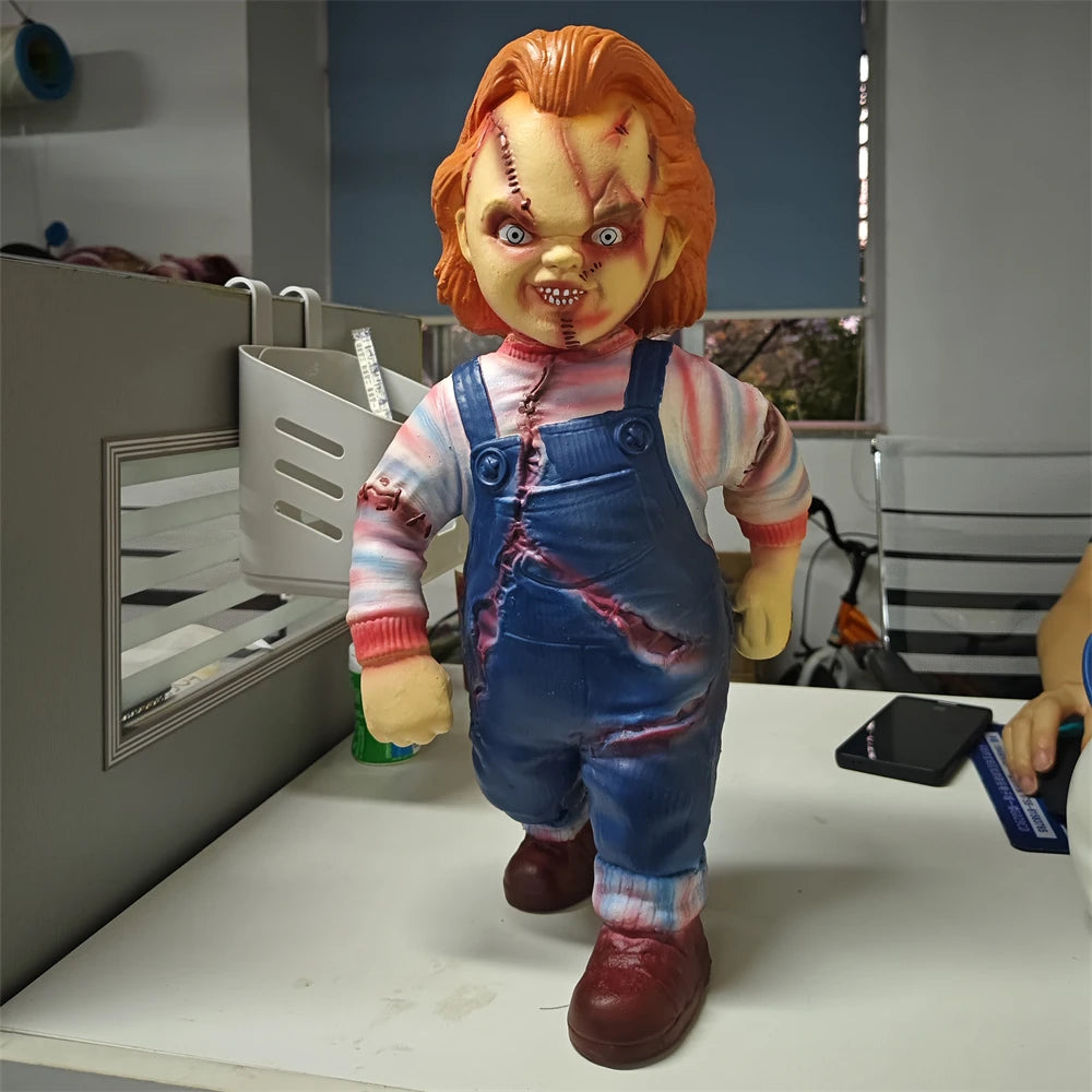 Child's Play 1:1 Chucky Doll Standing Statue Horror Chucky Figure Model Toy Collectible Doll Halloween Room Decor Prop Kids Gift