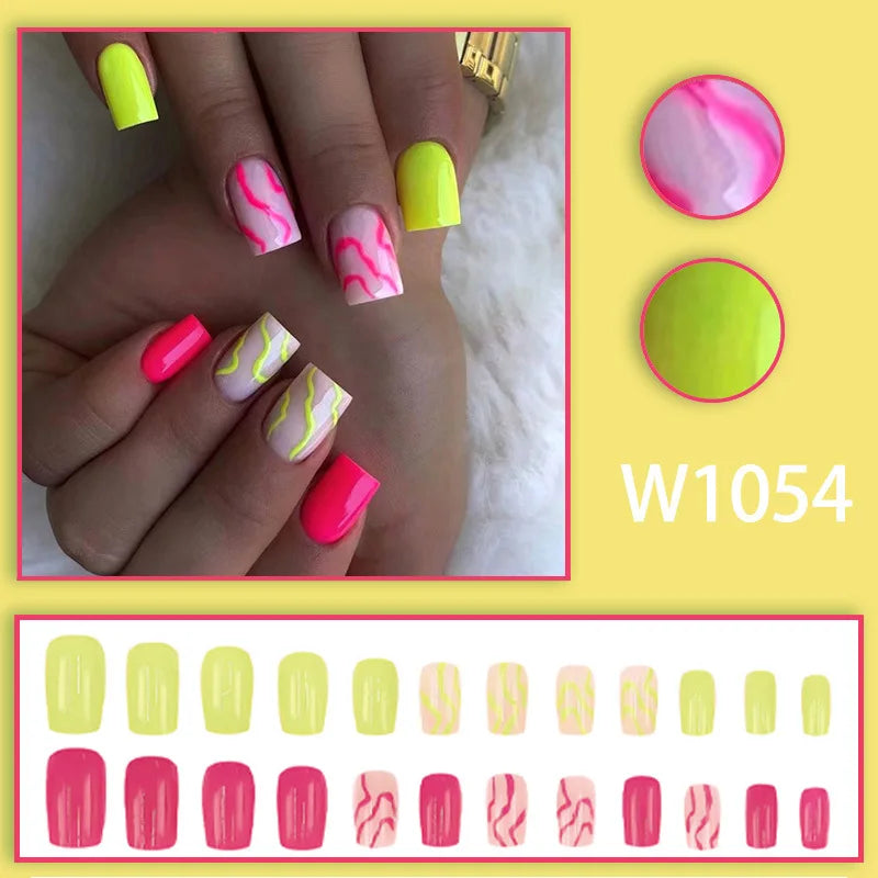 Mandarin Duck 24 Pcs Press on Nails Pink Gradient Fake Nails Glossy Artificial Finger Manicure Reusable False Nails