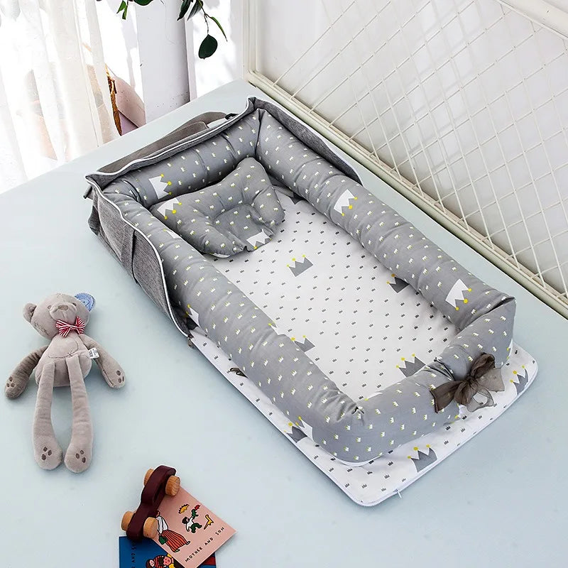 2025 New Portable Baby Shoulder-Strap Bassinet with Detachable Mattress for Travel & Bedside Sleeping