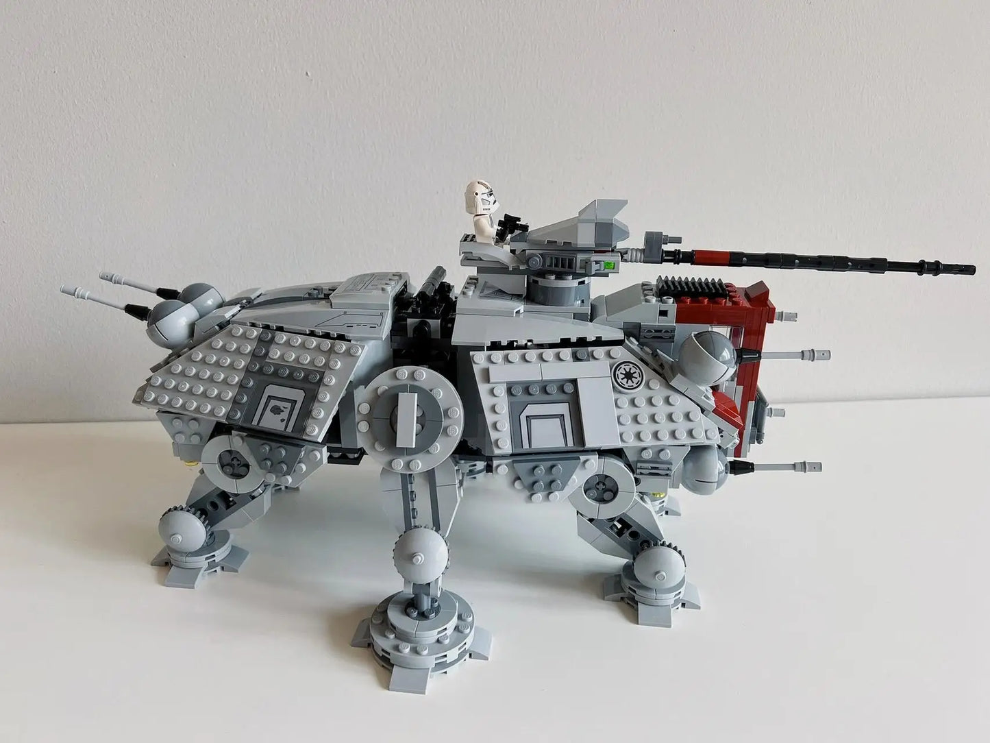 Miniso Disney Star Wars All Terrain Tactical Actuator AT-TE Walker 75337 Model Building Kit Self-locking Bricks ChristmasGift
