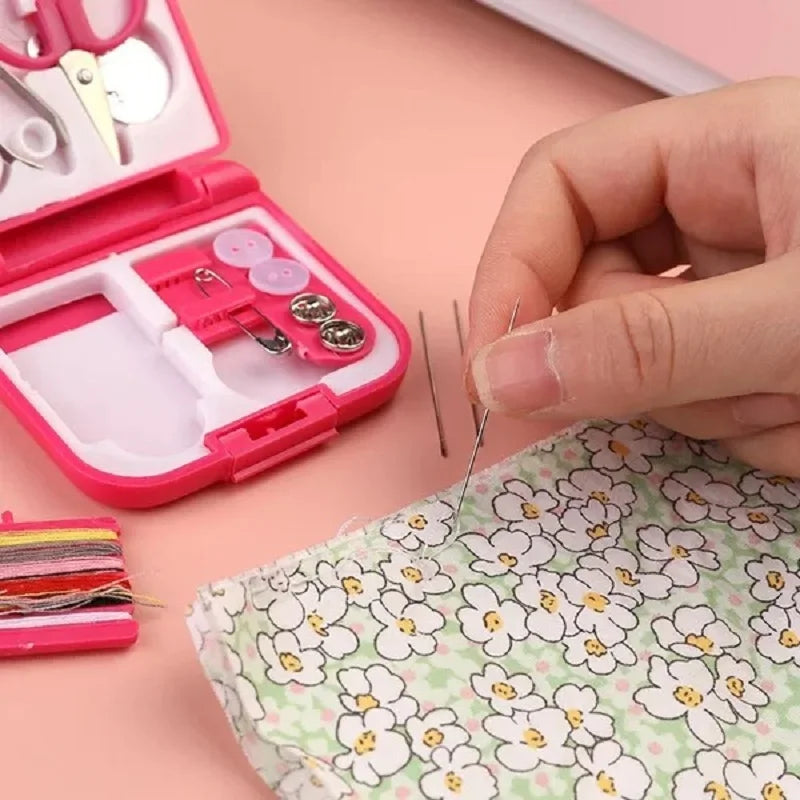 Square Mini Sewing Kits Household Sewing Kit DIY for Traveller Beginner Sewing Supplies