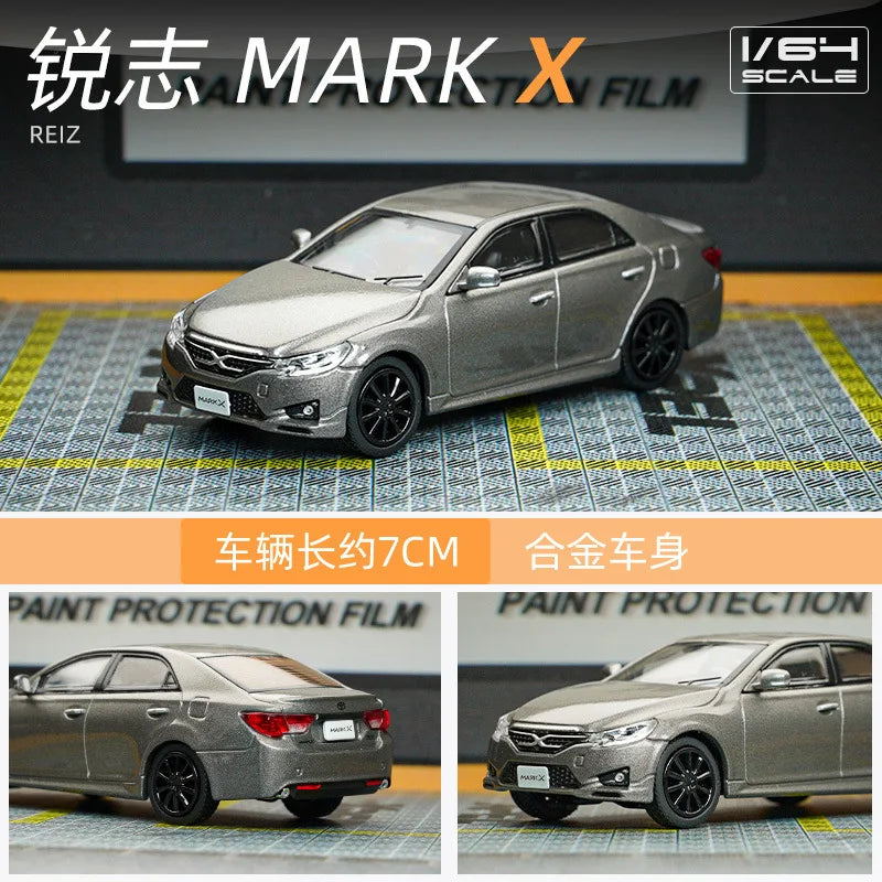 1:64 Gcd Toyota Reizhi Mark X Small Scale Static Miniature Imitation Alloy Car Model Toy Collection Display Gifts