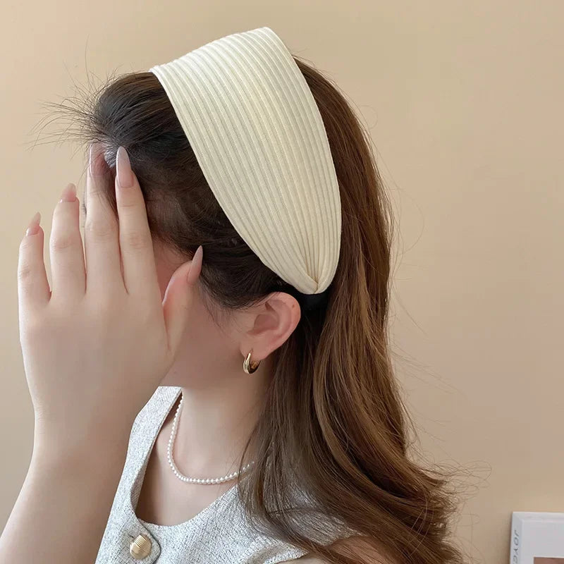 Kintting Solid Color Wide Edge Striped Nonslip Arc Acrylic Headbands for Women French Temperament Atmosphere Hair Accessories
