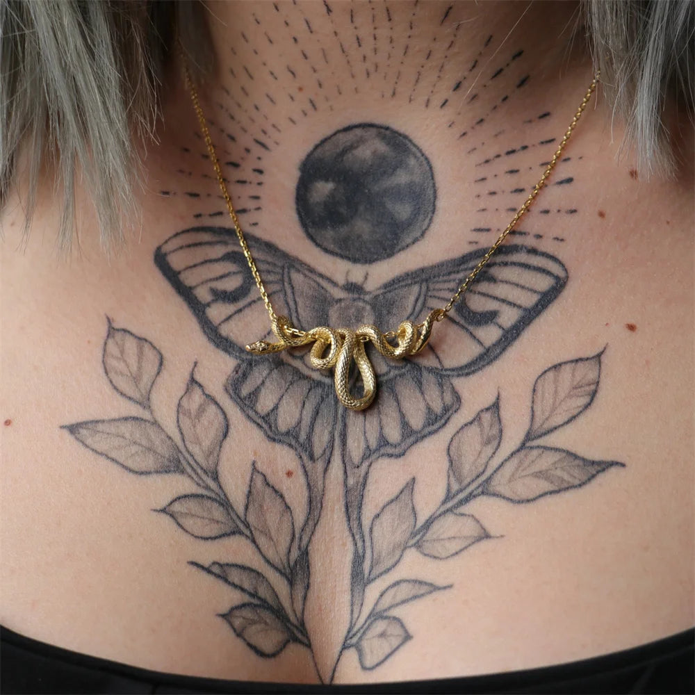 Punk Originality Snake Pendant Necklace Winding Silver Color Unique Men Women Hiphop Neck Jewelry Statement Snake Choker Gifts