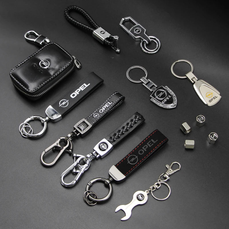 1Pcs Metal/Leather Car Keychain Badge Emblem For Opel Astra GTC Insignia Antara Meriva Zafira Key Chain Rings Auto Accessories