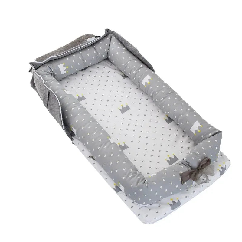 2025 New Portable Baby Shoulder-Strap Bassinet with Detachable Mattress for Travel & Bedside Sleeping