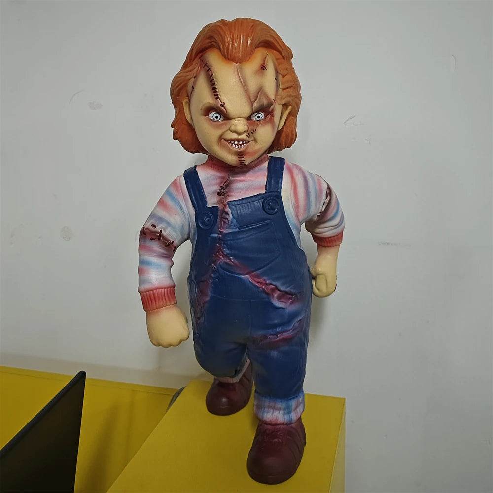 Child's Play 1:1 Chucky Doll Standing Statue Horror Chucky Figure Model Toy Collectible Doll Halloween Room Decor Prop Kids Gift