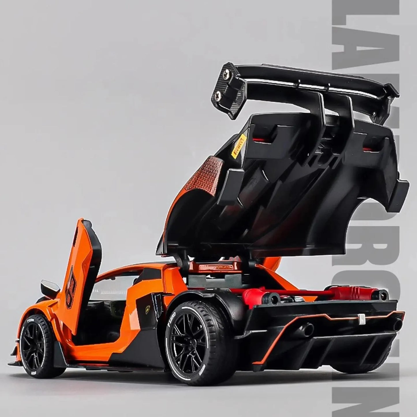 1:24 Scale Lamborghini SCV12 Diecast Car Model with Sound and Light Effects, Spring-Loaded Action