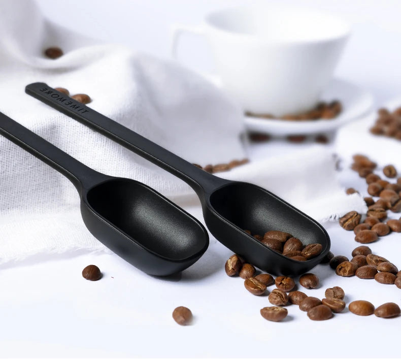 TIMEMORE Coffee Scoop Holding roughly 10g every level scoop Durable plastic construction Dishwasher safe 17cm