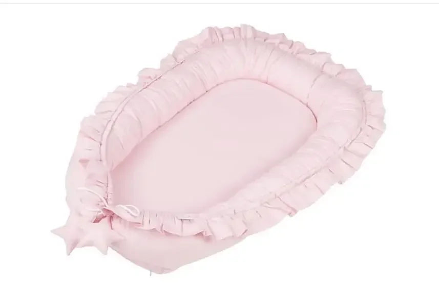 Cotton Portable Baby Crib Light Weight  Uterus Biomimetic Sleeping Bed For Newborns Foldable Cushioned Easy To Wash Baby