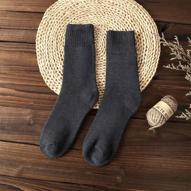 4 Pairs Of Men's Vintage Striped Crew Socks, Thermal Breathable Comfy Socks For Men's Wearing, Autumn & Winter