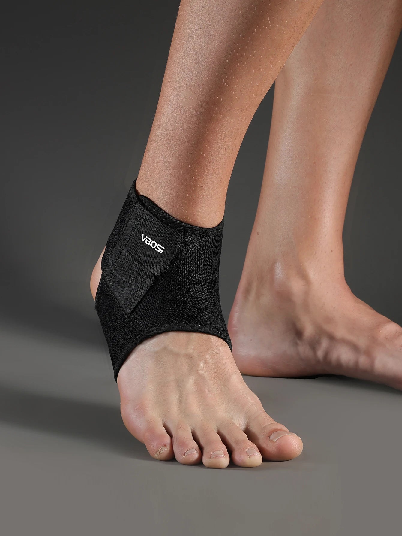 1 Piece Comfortable Compression Adjustable Ankle Support Sleeve for Sports and Daily Use