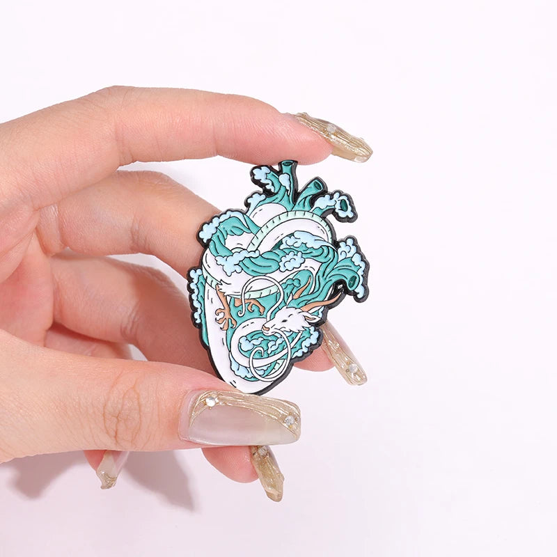 Marine Life White dragon Enamel Pins Custom Heart Organ Brooches Lapel Badges Animal Jewelry Gift for Friends