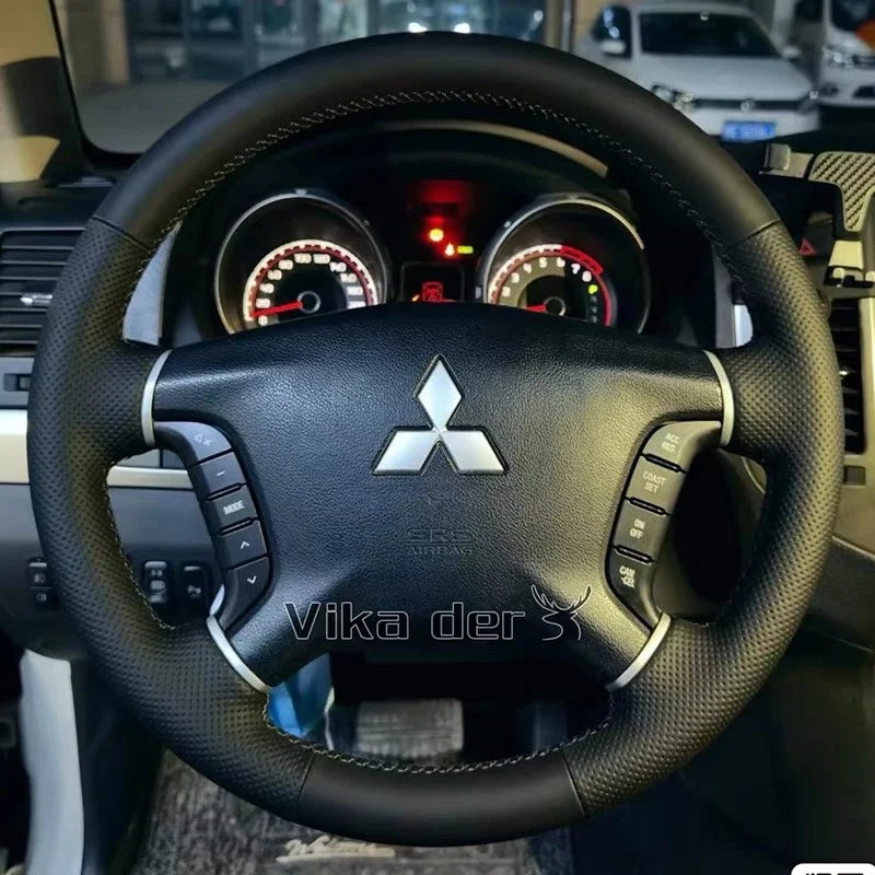 Black Non-Slip Genuine Leather peach wood grain Car Steering Wheel Cover For Mitsubishi Pajero 2007-2019 Galant Zinger 2008-2011