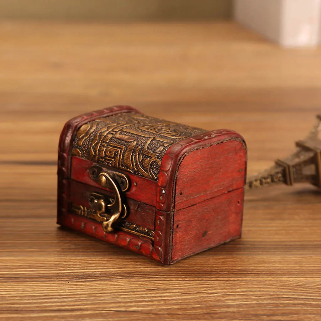 1PCS Jewelry Box Vintage Wood Handmade Box With Mini Metal Lock For Storing Jewelry Treasure Pearl