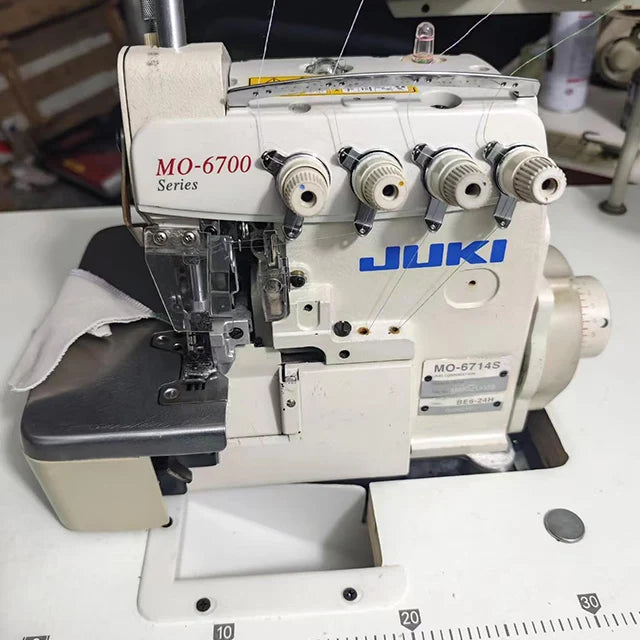 Jukis 6714 Used Japan Brands Industrial Price Electric Stitching Second Hand 6716 6700 Overlock Sewing Machine 4 Thread