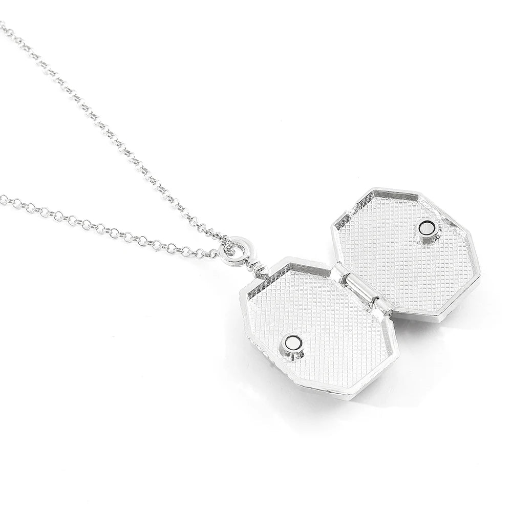 Potter Magic Horcrux of Salazar Slytherin's Locket Pendant Necklace Cosplay Jewelry For Men Women Kids Fans