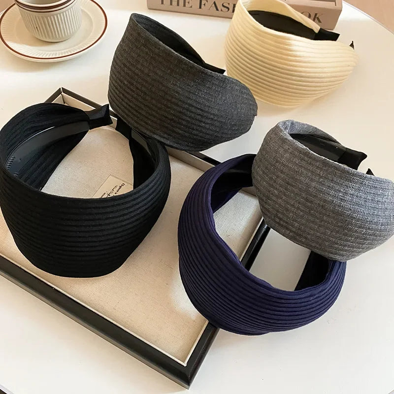 Kintting Solid Color Wide Edge Striped Nonslip Arc Acrylic Headbands for Women French Temperament Atmosphere Hair Accessories