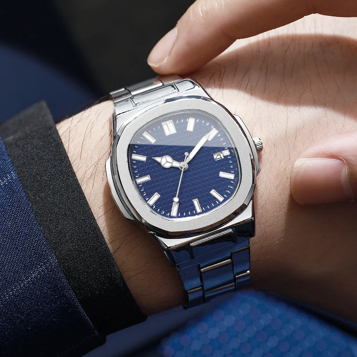 Luxury Square Men Business Watches Simple Calendar Quartz Watch for Mens Clock（Without Box）