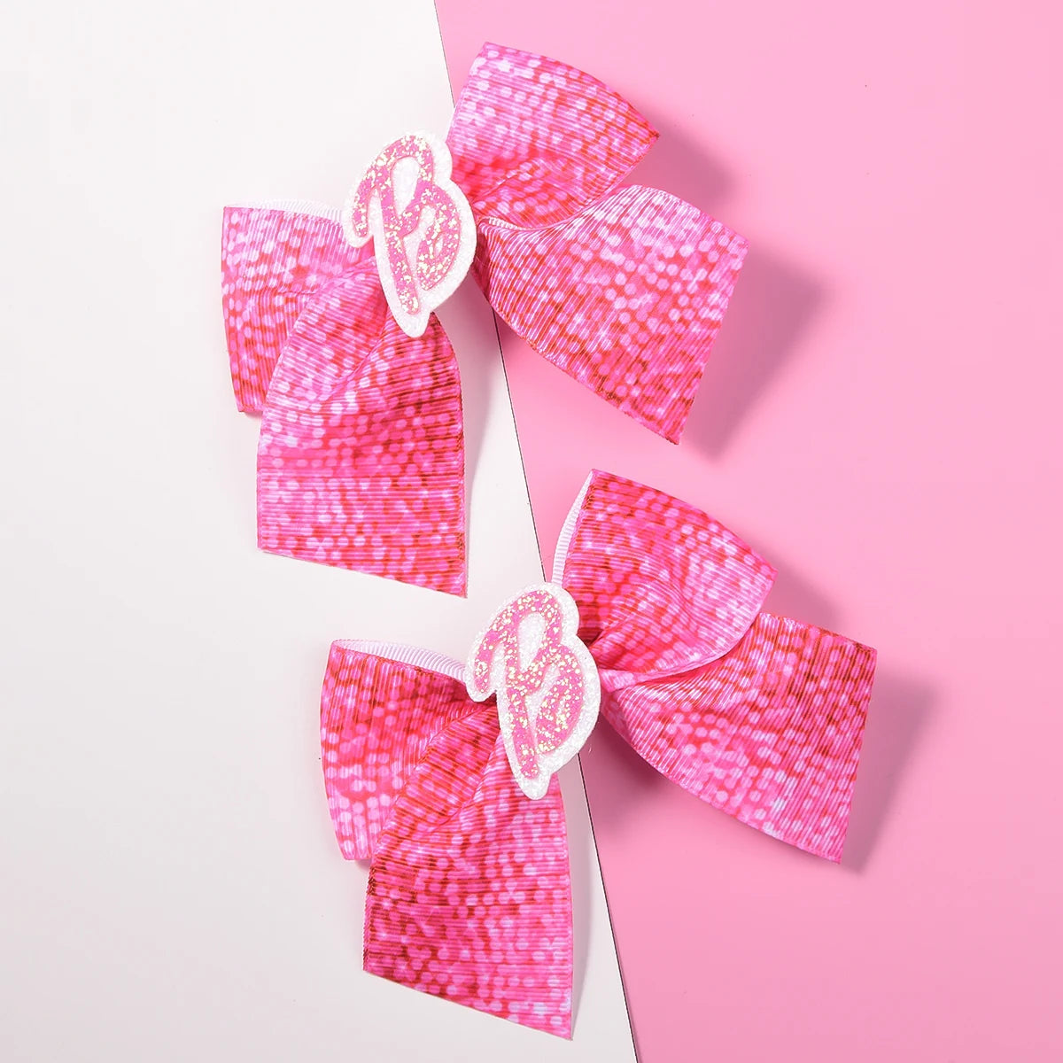 2 women's pink thread webbing with green onion powder lettering two ear clip Fashion personality cheapest items available girl m