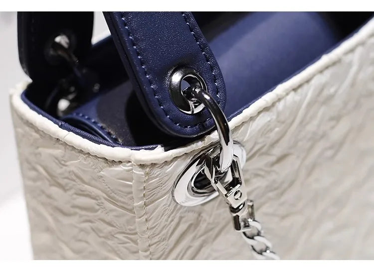 2024 New Fashion and Popular Handheld Square Bag with Contrast Color Women's Beautiful and Luxury Shoulder Bag with Decoration