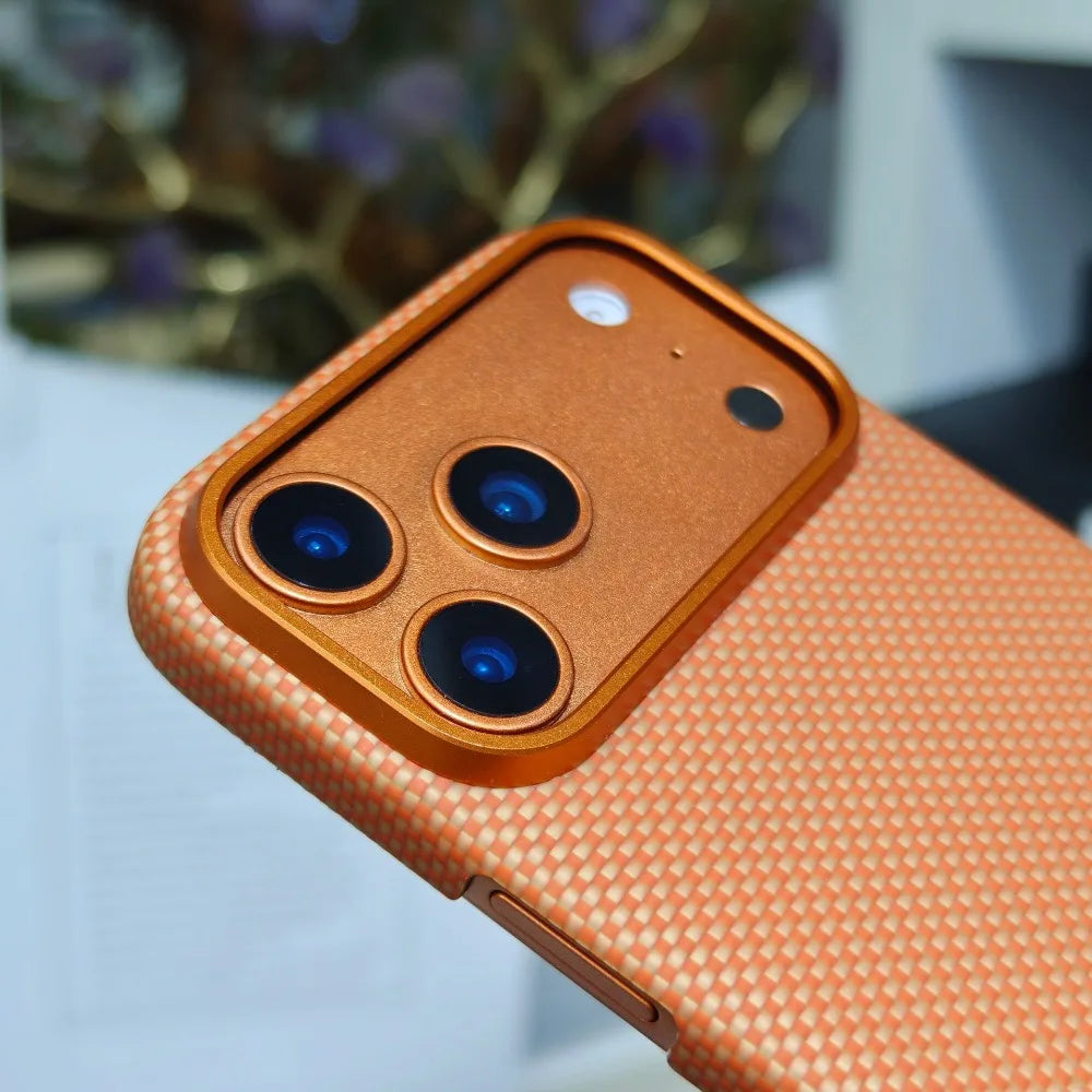 Real Aramid Carbon Fiber Ultra-Thin Phone Case For iPhone 17 Pro Max 17Pro Invisible Magnetic Charging Anti-Drop Protector Cover