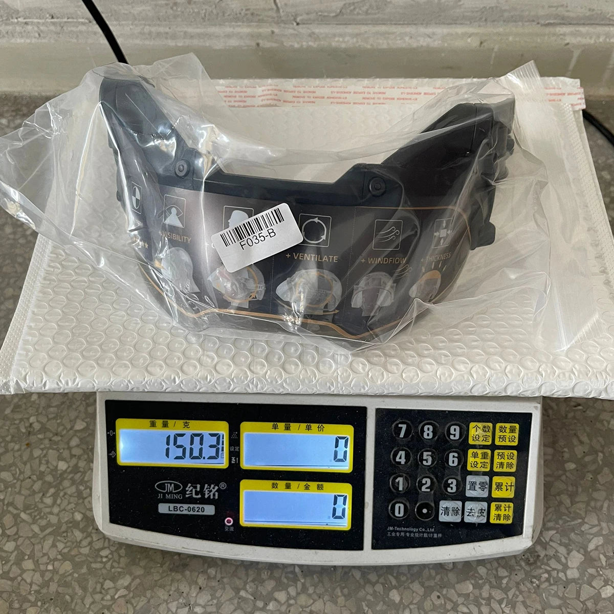 Tactical FAST Helmet Half Face Mask Adjustable Helmet Flip Goggles Hunting Airsoft CS Game Paintball Helmet Accessories Gear