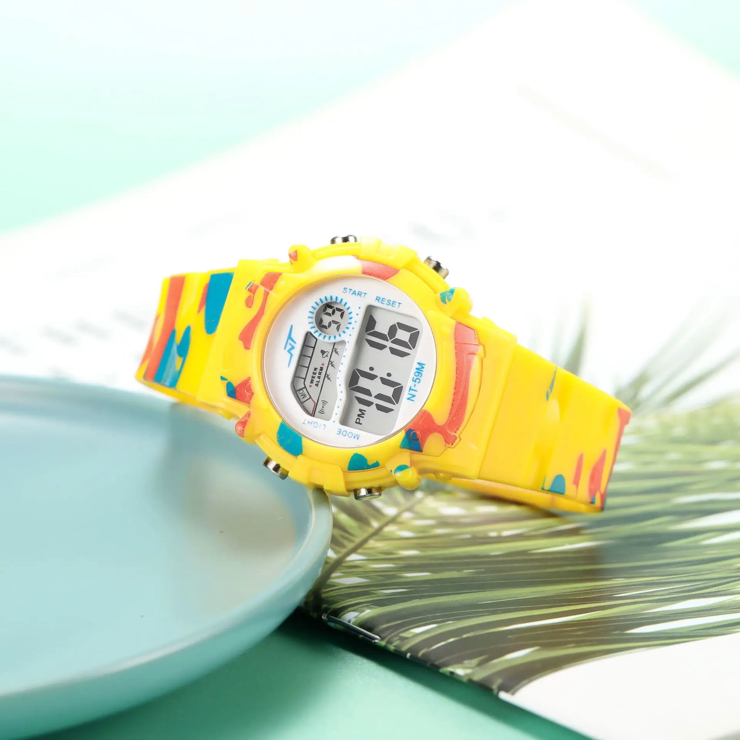 2023 New Boys Sports Military Kids Digital Watches Student Childrens Watch Fashion Luminous LED Alarm Camouflage Girls Clock