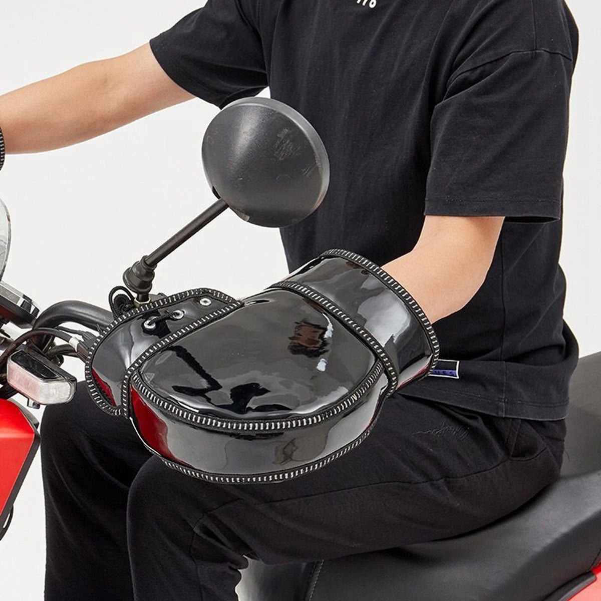 Thick Motorcycle Handlebar Muffs Protective Motorcycle Scooter ATV UTV Winter Warmer Gloves Grip Handle Bar Muff Rainproof Warm