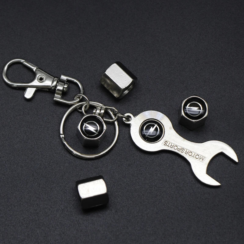 1Pcs Metal/Leather Car Keychain Badge Emblem For Opel Astra GTC Insignia Antara Meriva Zafira Key Chain Rings Auto Accessories