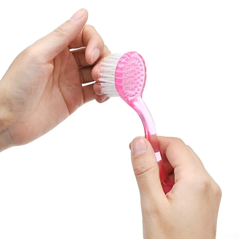 New Plastic Nail Brush Soft Remove Dust Make Up Washing Brushes Dust Round Head Powder Clean With Cap Pedicure