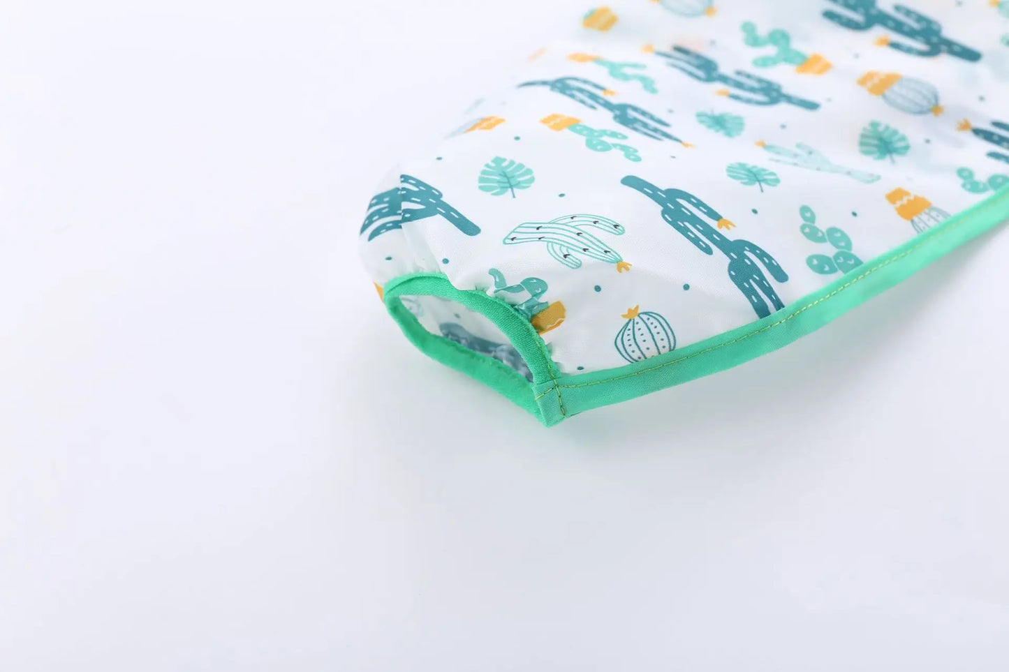 Cute Baby Bibs Waterproof Long Sleeve Apron Children Feeding Smock Bib Burp Painting Drawing Soft Toddler Clothing Bandana Bibs
