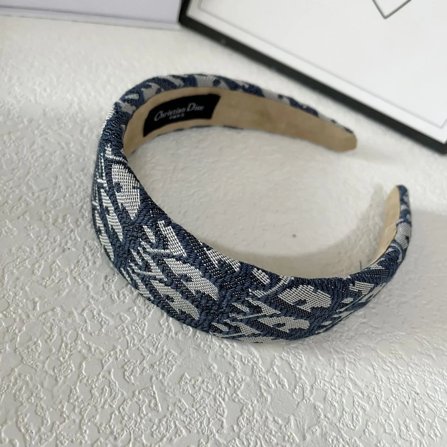 Premium wide-brimmed headband D letter sponge high cranial top headband presbyopia retro embroidery head hole hair accessories