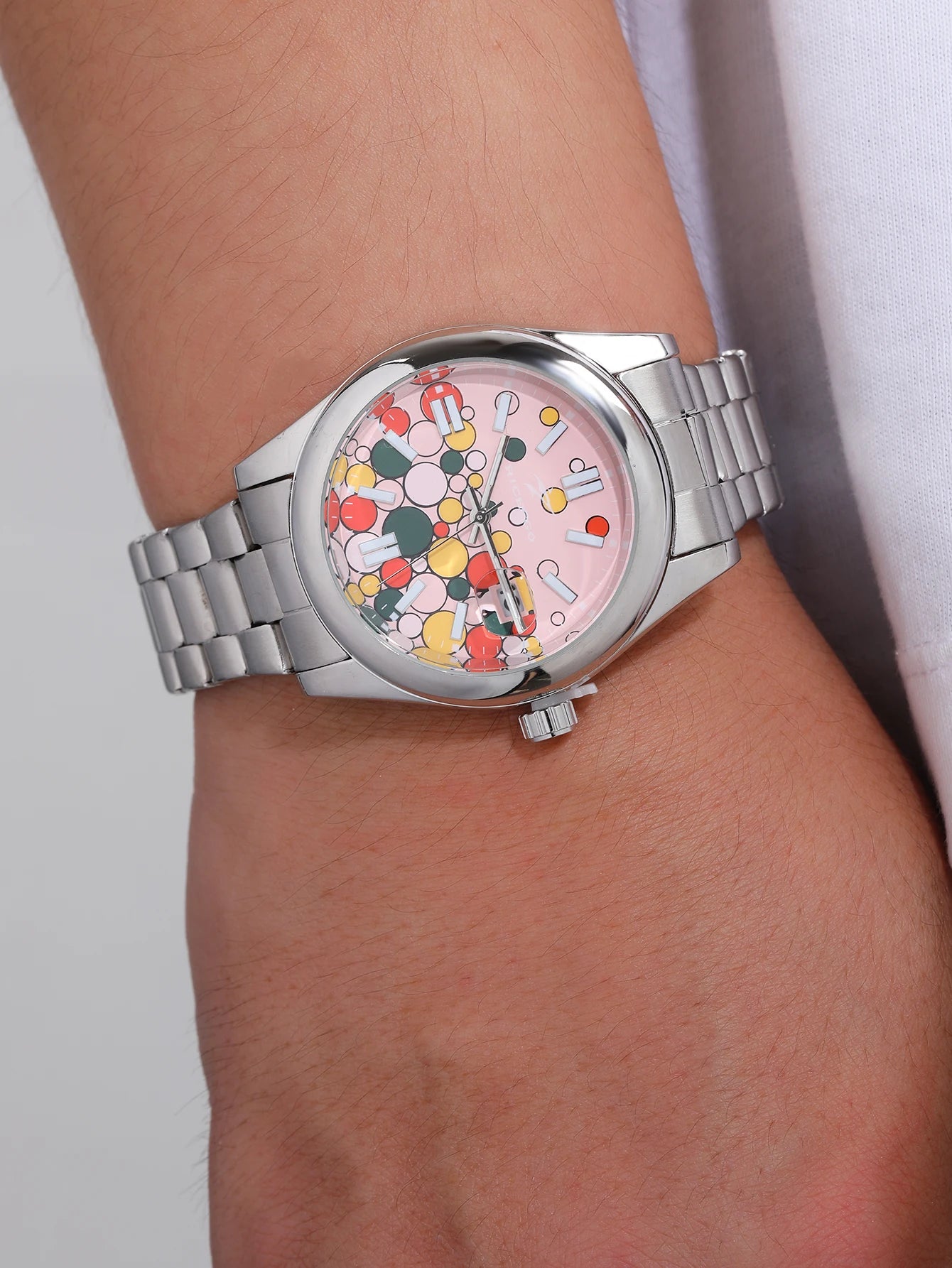 Classic Men's Quartz Watch Luxury Fashion Calendar Date Clock Round Glass Mirror Stainless Steel Business Wristwatch for Gifts ﻿