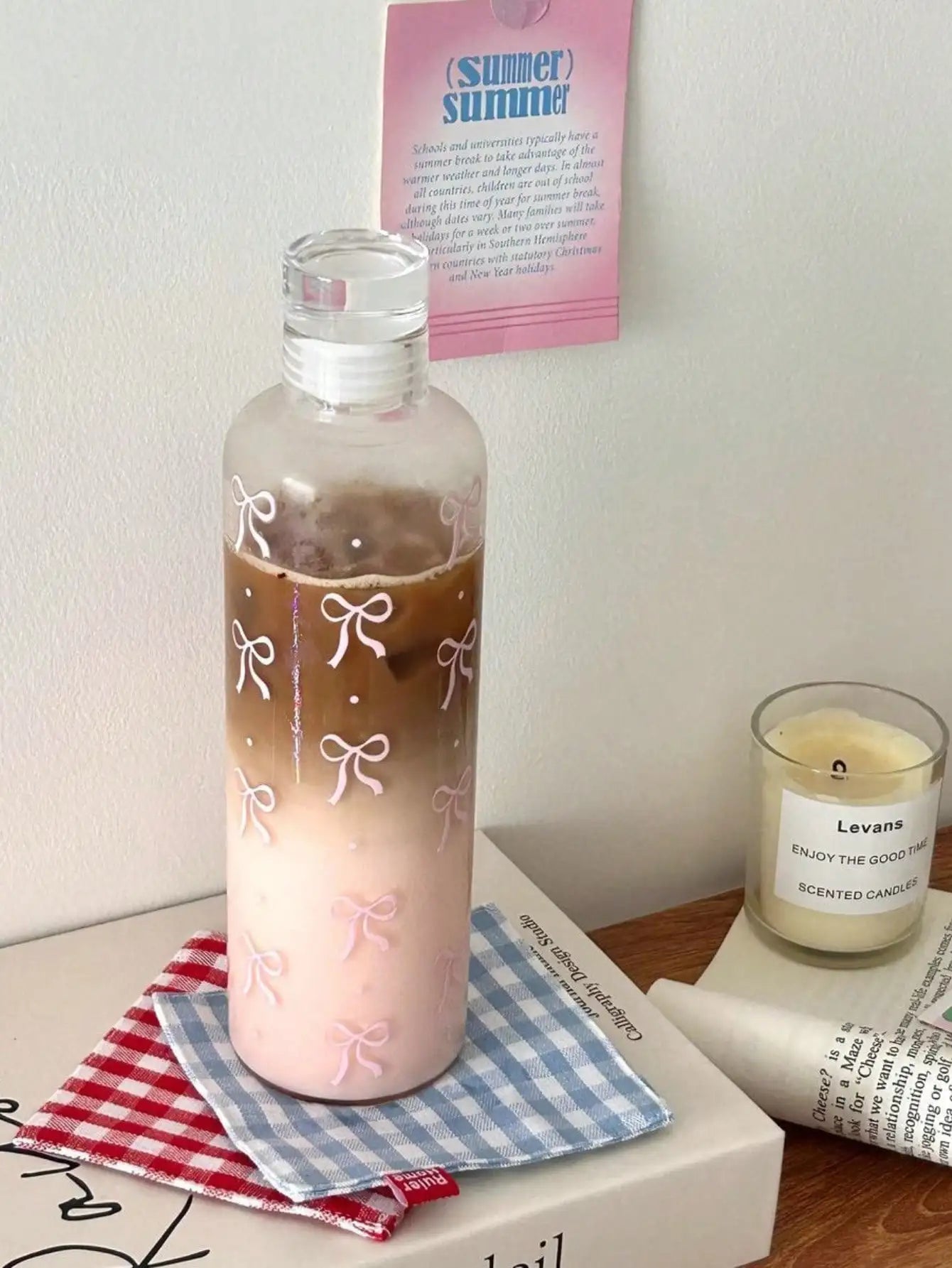Clear bow plastic sports water bottle Time marker leak-proof juice milk cup Portable children's school sports cup