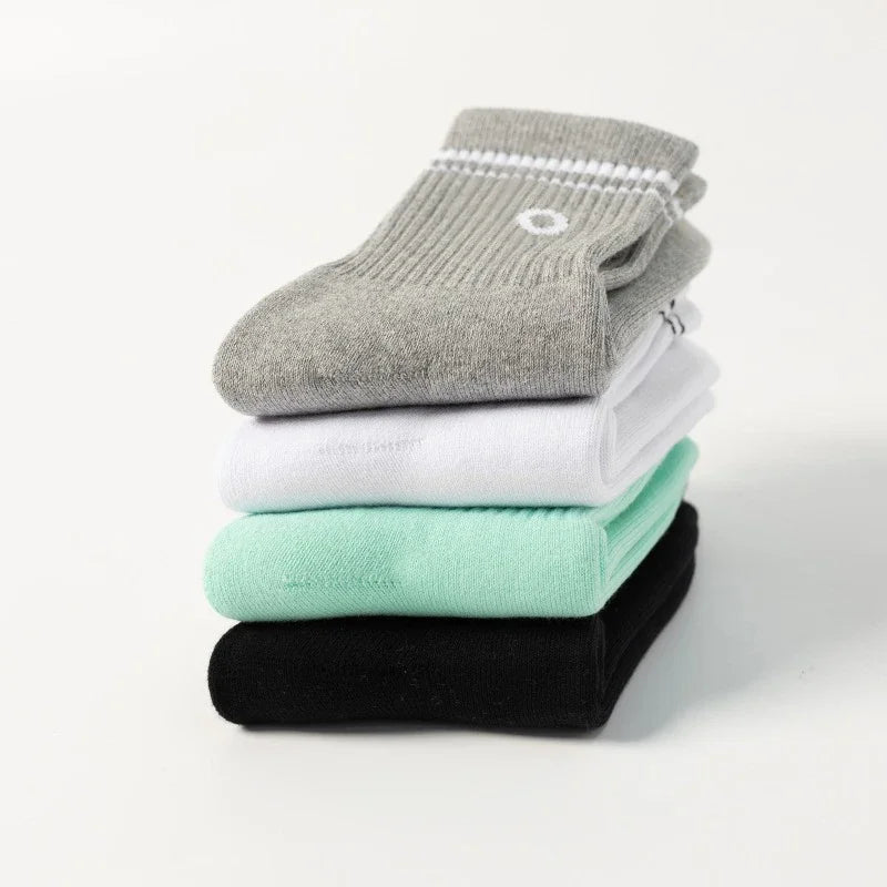 Cotton Female Yoga Sports Sock, Medium Long Socks, Pilates Fitness Sports Four Seasons High Quality Women's Yoga Sock
