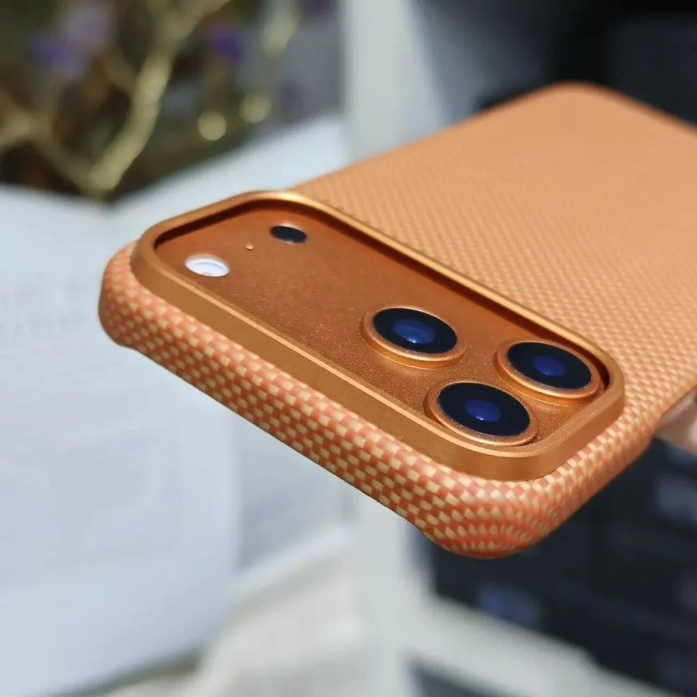 Real Aramid Carbon Fiber Ultra-Thin Phone Case For iPhone 17 Pro Max 17Pro Invisible Magnetic Charging Anti-Drop Protector Cover