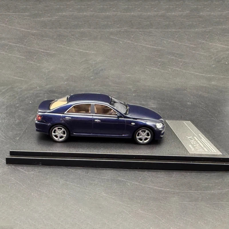 Hi-Story 1/43 Scale Reiz Mark X Resin Car Model Adult Classic Collection Souvenir Display Gift