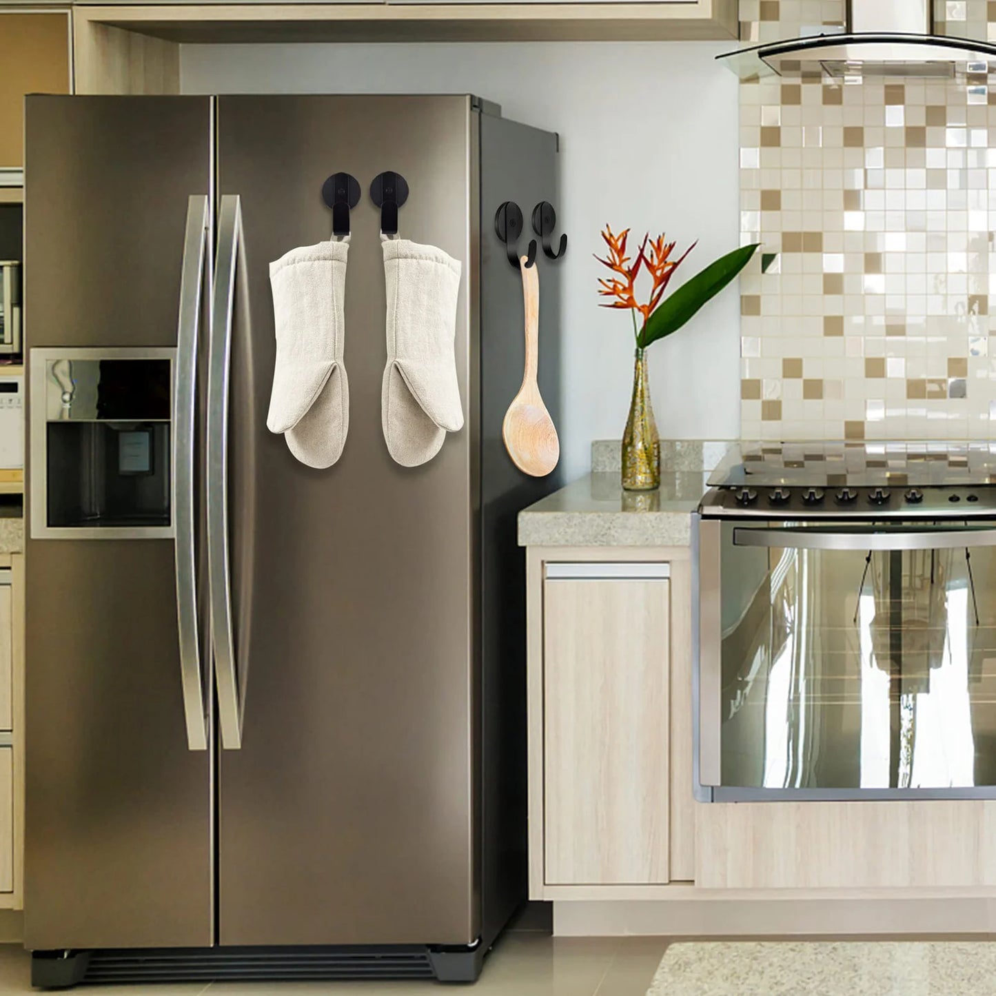 Metal Magnetic Wreath Hanger Heavy Duty Kitchen Utensil Hanger for Refrigerator Grill Kitchen Key