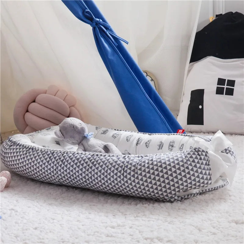 Portable Baby Bassinet Washable Removable Crib Bedside Sleeper Infant Nest Bed Co Sleeper