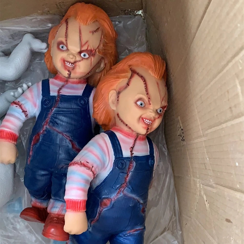 Child's Play 1:1 Chucky Doll Standing Statue Horror Chucky Figure Model Toy Collectible Doll Halloween Room Decor Prop Kids Gift