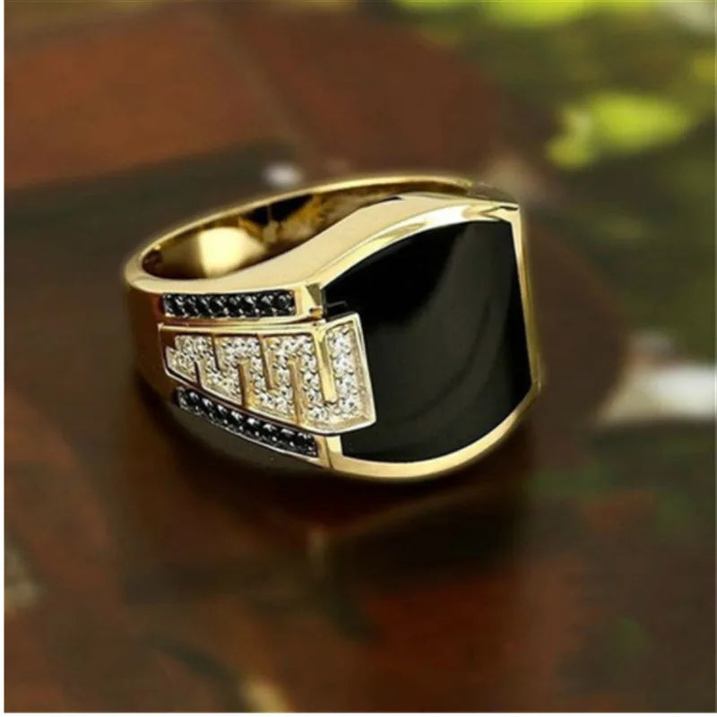 2024 Classic Men's Ring Fashion Metal Gold Color Inlaid Black Stone Zircon Punk Rings for Men Engagement Wedding Luxury Jewelry