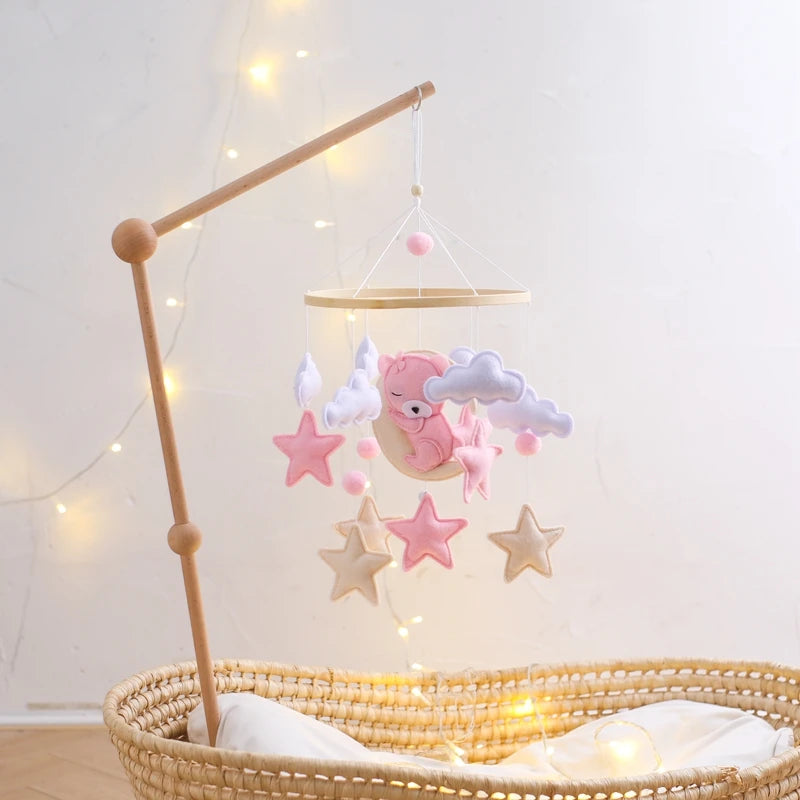 Crib Mobile Rattle Baby Wooden Bed Bell Baby Rattles Soft Felt Cartoon Bear Toys Crib Mobile Bed Bell Wood Toy Bracket Kid Gifts