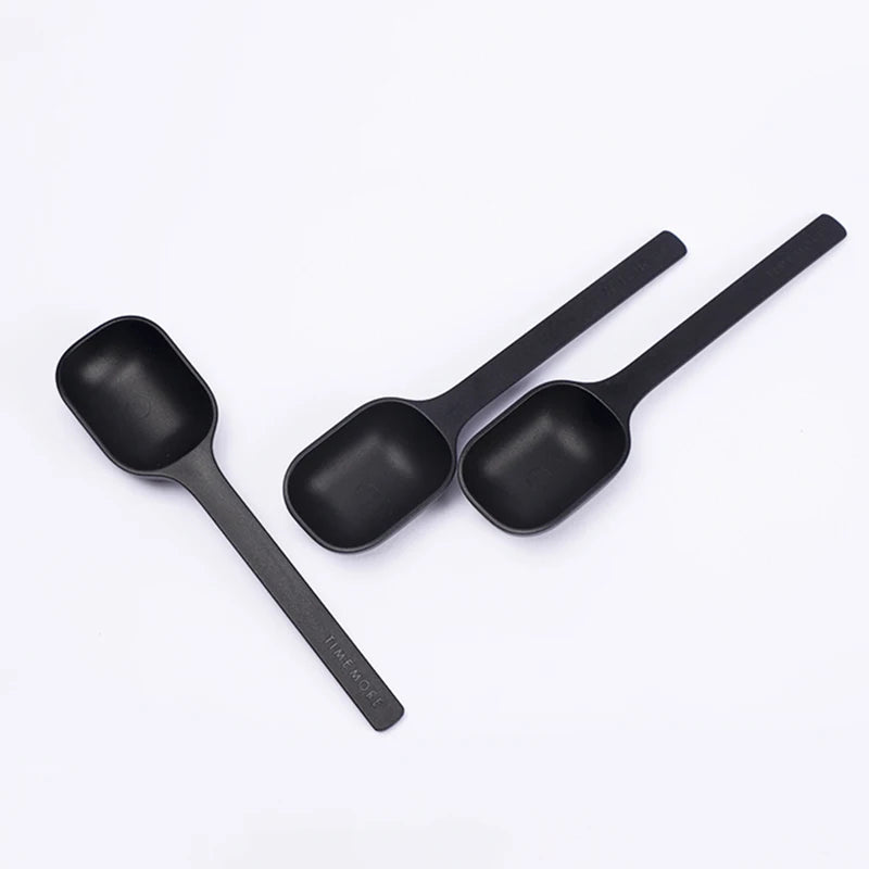 TIMEMORE Coffee Scoop Holding roughly 10g every level scoop Durable plastic construction Dishwasher safe 17cm