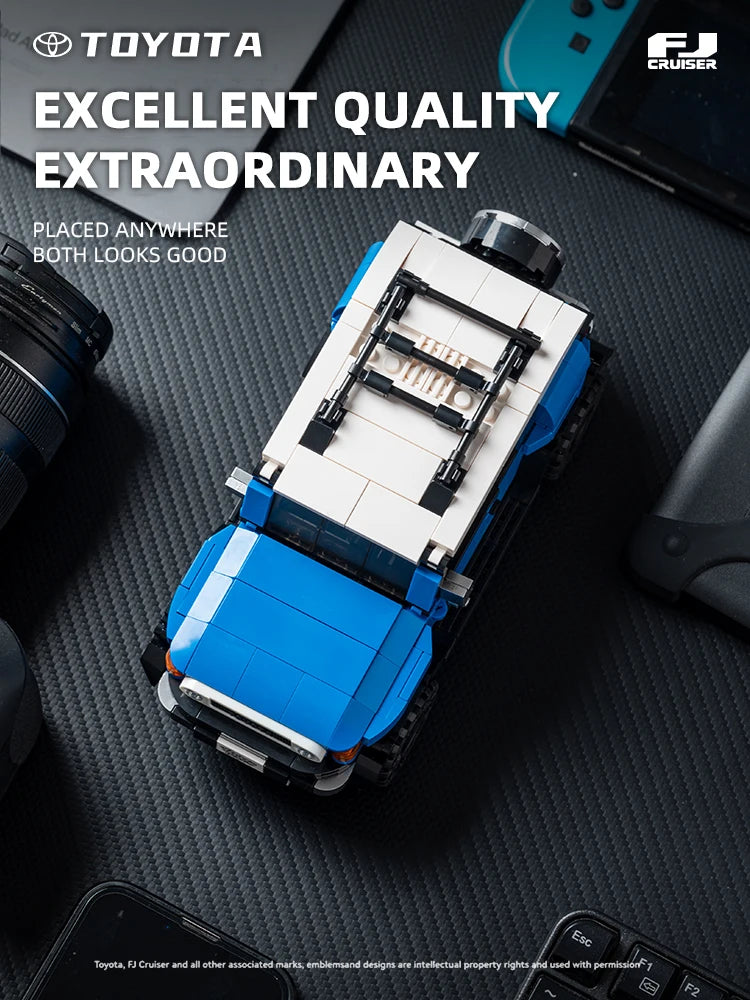 622PCS Toyota FJ40 Off Road Vehicle Building Blocks Retro Car Model Bricks Set With Display Box Desktop Ornaments Kids Toys Gift