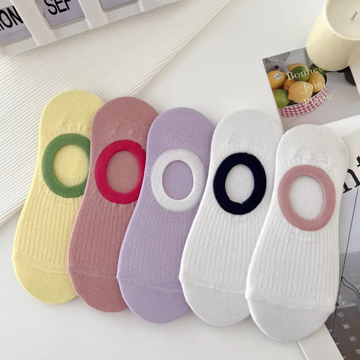 5 Pairs Cute Expression Print Socks, Comfy & Funny All-match Mid Tube Socks, Women's Stockings & Hosiery