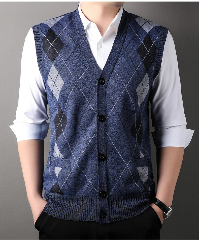 Autumn Winter Men's Sweater Vest Casual Sleeveless Knit Jackets Men Fashion Plaid V-neck Cardigans Man Clothes Knitted Waistcoat