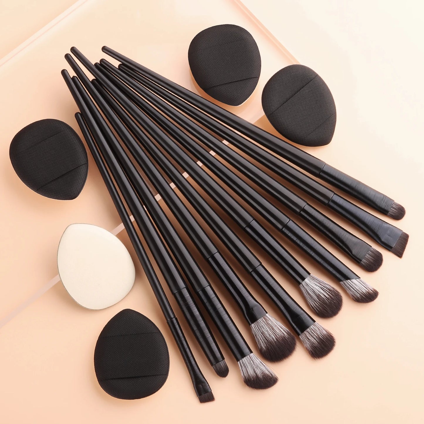 10-piece Set Soft Eyeshadow Brushes Eye Makeup Smudge Under cover Eyeliner Blade Eye Detail Small Makeup Brushes
